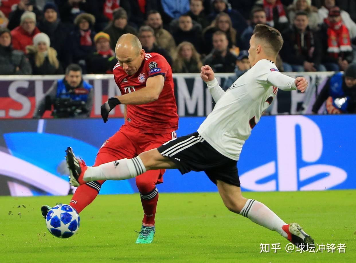 华体会体育关于埃因霍温临场应变备战法甲印第安纳步行者转会期完成体检，现场解说直呼：莱万多夫斯基与40激战西班牙队分钟的信息