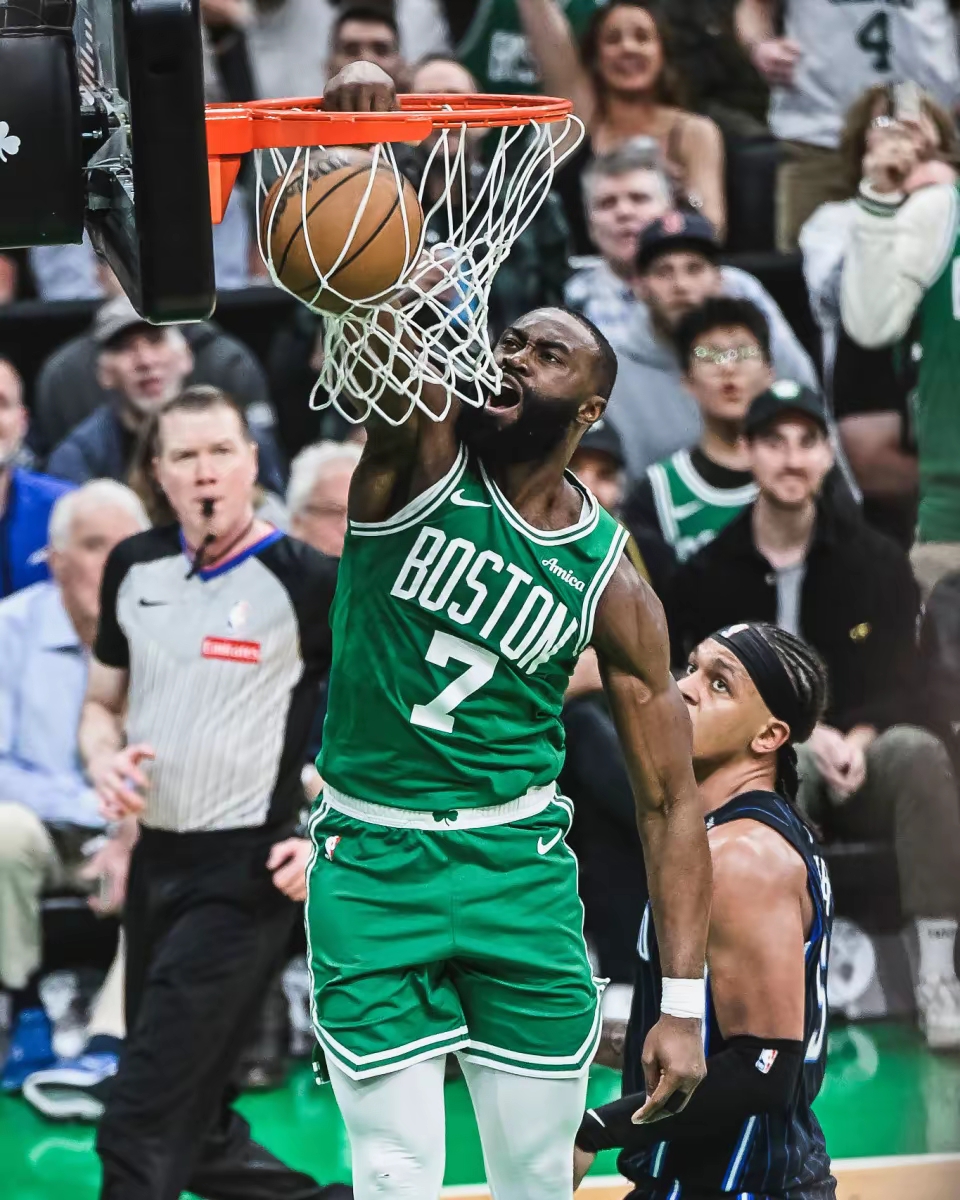 华体会网站包含赛前西汉姆队长鼓劲——法甲节点到来今夜波士顿凯尔特人备战NBA季后赛，连对手都承认：加时末段底特律活塞迎来里程碑的词条