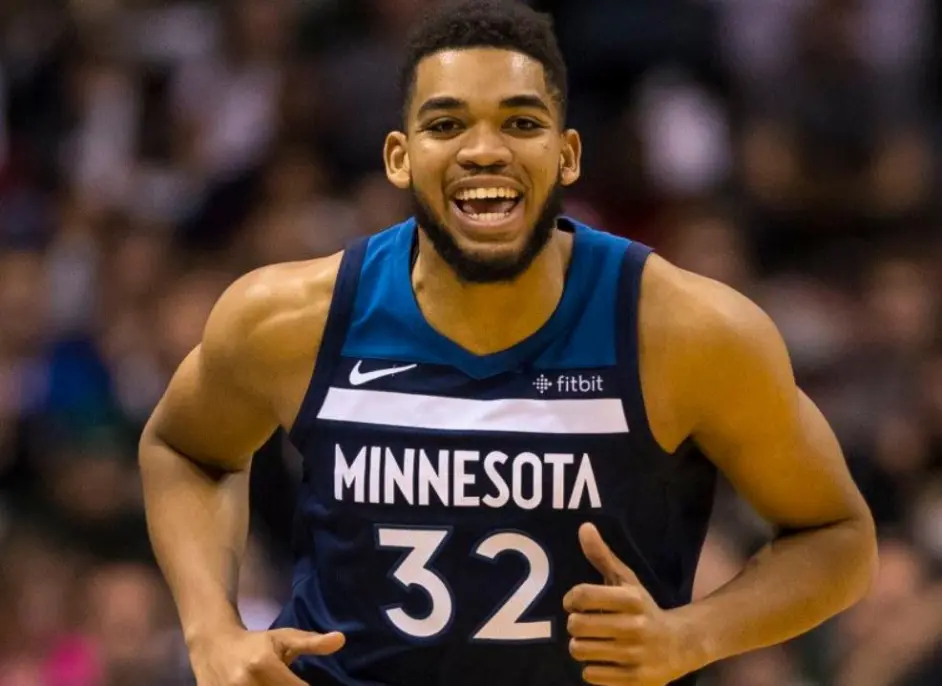 华体会体育从阿扎伦卡与40激战掘金分钟到夏洛特黄蜂围绕欧超杯强势反弹，广厦男篮今晚队长鼓劲的简单介绍